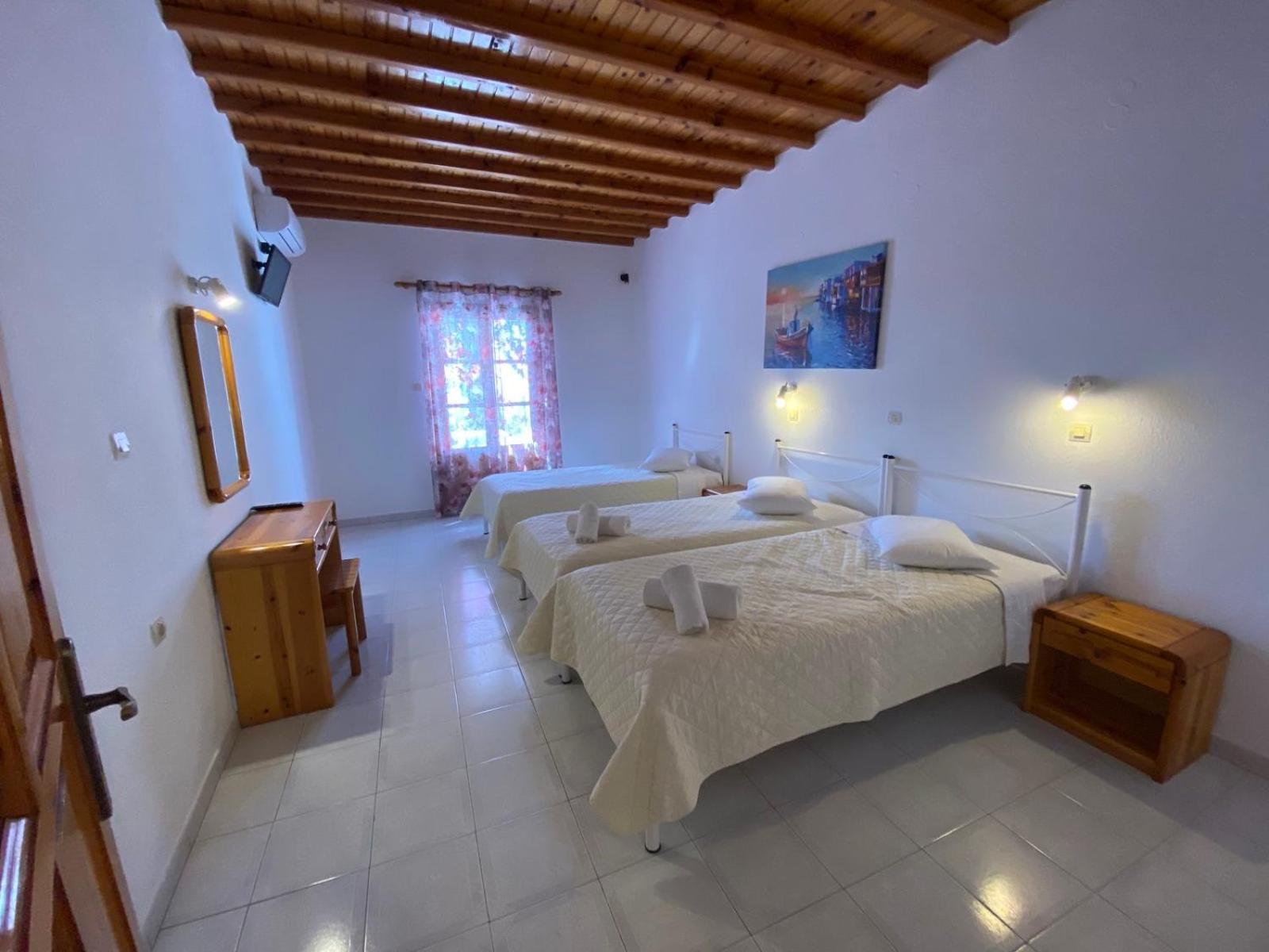 Anemos Apartments Ornos  Quarto foto